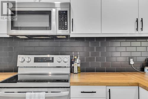 2065 Boucherie Road Unit# 41, West Kelowna, BC - Indoor Photo Showing Kitchen