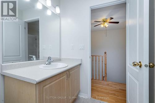 64 Knightswood Crescent, Brampton, ON - Indoor Photo Showing Bathroom