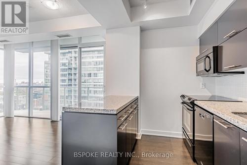 2104 - 126 Simcoe Street, Toronto, ON - Indoor Photo Showing Kitchen