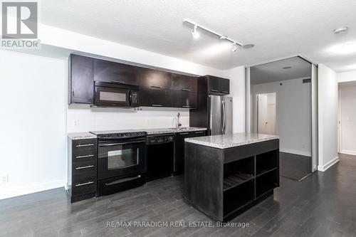 416 - 21 Nelson Street, Toronto, ON - Indoor Photo Showing Kitchen With Upgraded Kitchen