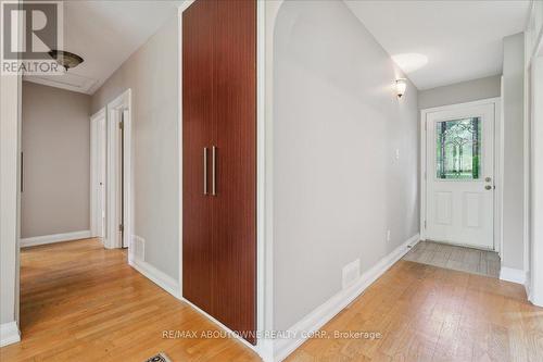 59 Dromore Crescent, Toronto, ON - Indoor Photo Showing Other Room