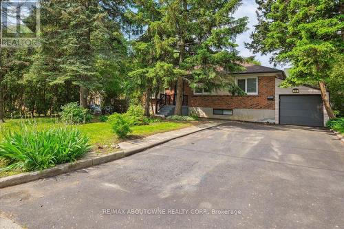 59 Dromore Crescent, Toronto, ON - Outdoor