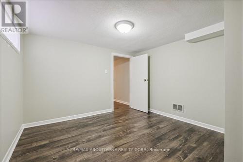 59 Dromore Crescent, Toronto, ON - Indoor Photo Showing Other Room