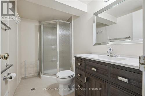 59 Dromore Crescent, Toronto, ON - Indoor Photo Showing Bathroom