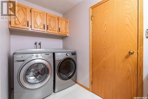 443 Whiteswan Drive, Saskatoon, SK - Indoor Photo Showing Laundry Room