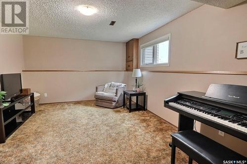 3416 12Th Avenue E, Prince Albert, SK - Indoor Photo Showing Other Room