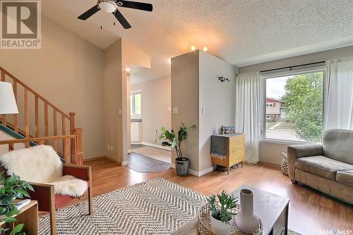 3416 12Th Avenue E, Prince Albert, SK - Indoor Photo Showing Living Room