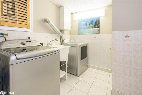 46 Kell Place, Barrie, ON - Indoor Photo Showing Laundry Room