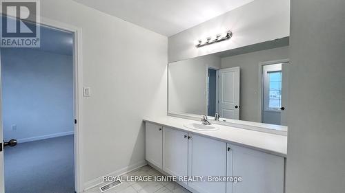 112 Windermere Boulevard, Loyalist, ON - Indoor Photo Showing Bathroom