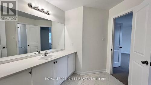 112 Windermere Boulevard, Loyalist, ON - Indoor Photo Showing Bathroom