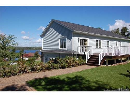 20 Headland Rd, Upper Kingsclear, NB 