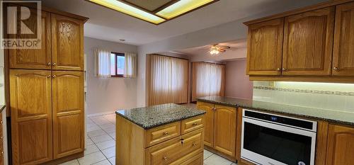 1912 Third  Avenue, Trail, BC - Indoor Photo Showing Kitchen