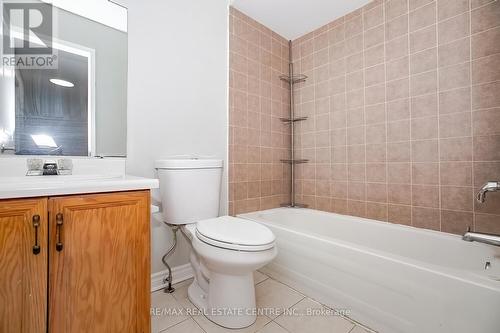 28 Silverstream Road, Brampton, ON - Indoor Photo Showing Bathroom