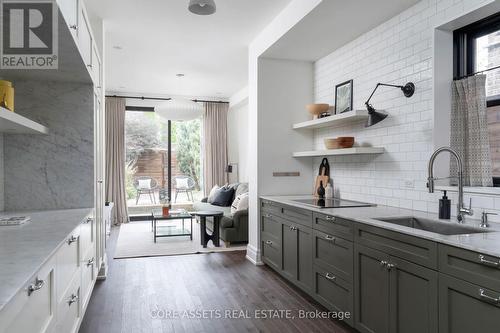 200 Argyle Street, Toronto, ON - Indoor Photo Showing Kitchen With Upgraded Kitchen