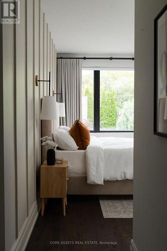 200 Argyle Street, Toronto, ON - Indoor Photo Showing Bedroom