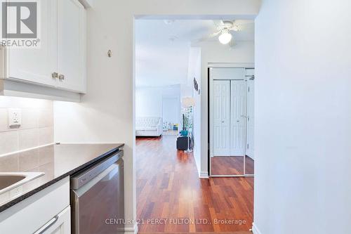 501 - 19 Barberry Place, Toronto, ON - Indoor Photo Showing Kitchen