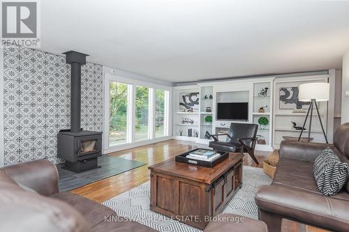 325 Balsam Chutes Road, Huntsville, ON - Indoor Photo Showing Living Room With Fireplace