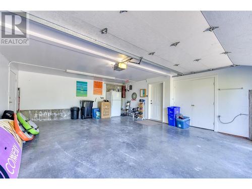 9732 Cameron Road, Vernon, BC - Indoor Photo Showing Garage