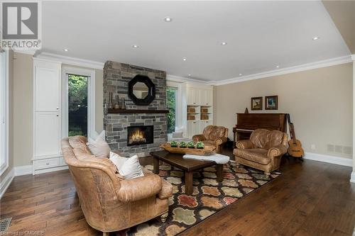 2057 Snow Crescent, Mississauga, ON - Indoor Photo Showing Living Room With Fireplace