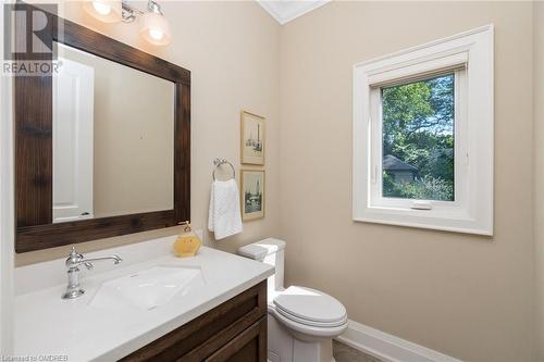 2057 Snow Crescent, Mississauga, ON - Indoor Photo Showing Bathroom