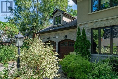 2057 Snow Crescent, Mississauga, ON - Outdoor