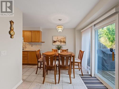 154 Millcliff Circle, Aurora, ON - Indoor Photo Showing Dining Room