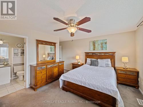 154 Millcliff Circle, Aurora, ON - Indoor Photo Showing Bedroom