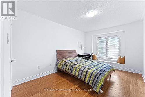 24 Lucerne Drive, Vaughan, ON - Indoor Photo Showing Bedroom