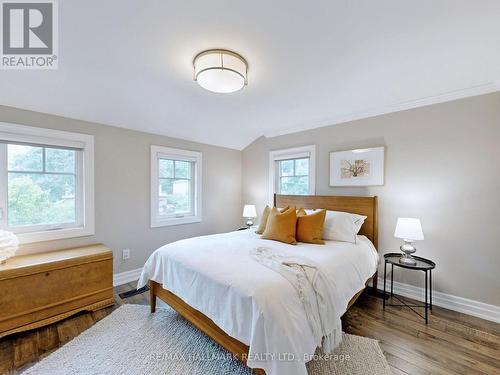 15 Lyme Regis Crescent, Toronto, ON - Indoor Photo Showing Bedroom