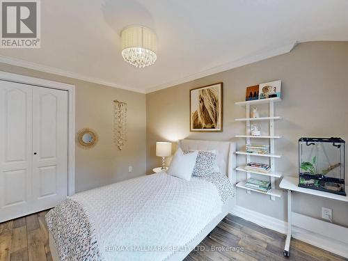 15 Lyme Regis Crescent, Toronto, ON - Indoor Photo Showing Bedroom