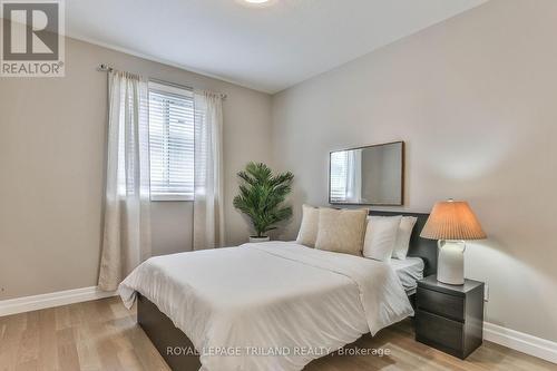 27 Keba Crescent, Tillsonburg, ON - Indoor Photo Showing Bedroom