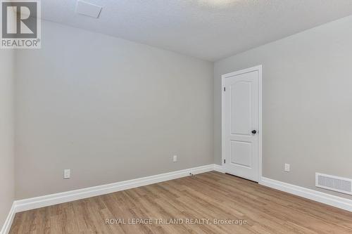 27 Keba Crescent, Tillsonburg, ON - Indoor Photo Showing Other Room