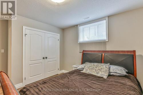 27 Keba Crescent, Tillsonburg, ON - Indoor Photo Showing Bedroom