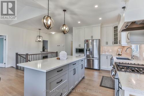 27 Keba Crescent, Tillsonburg, ON - Indoor Photo Showing Kitchen With Stainless Steel Kitchen With Upgraded Kitchen