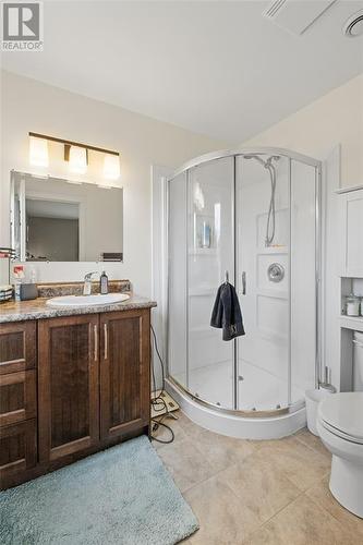 20 Grace'S Place, Flatrock, NL - Indoor Photo Showing Bathroom