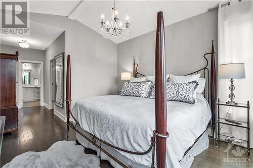 1136 Beckett Crescent, Stittsville, ON - Indoor Photo Showing Bedroom