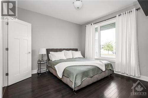 1136 Beckett Crescent, Stittsville, ON - Indoor Photo Showing Bedroom