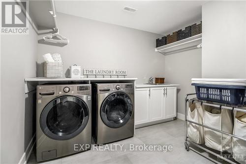 1136 Beckett Crescent, Ottawa, ON - Indoor Photo Showing Laundry Room