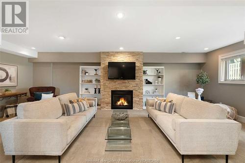 181 Millbrook Drive, Kingsville, ON - Indoor Photo Showing Living Room With Fireplace