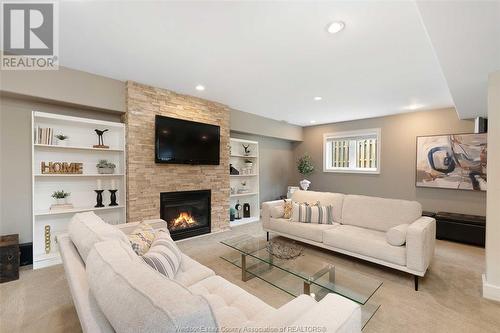 181 Millbrook Drive, Kingsville, ON - Indoor Photo Showing Living Room With Fireplace