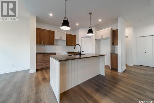 202 Doran Way, Saskatoon, SK - Indoor Photo Showing Kitchen