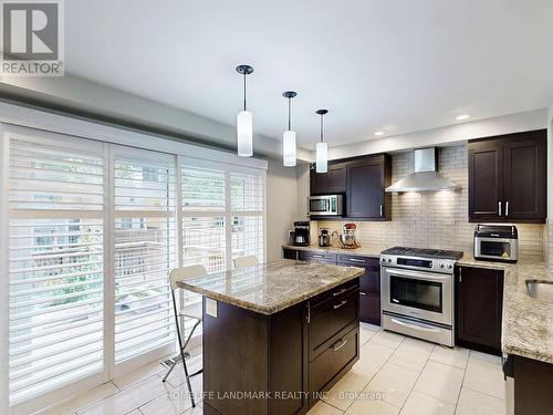 81 - 2300 Brays Lane, Oakville, ON - Indoor Photo Showing Kitchen With Stainless Steel Kitchen With Double Sink With Upgraded Kitchen