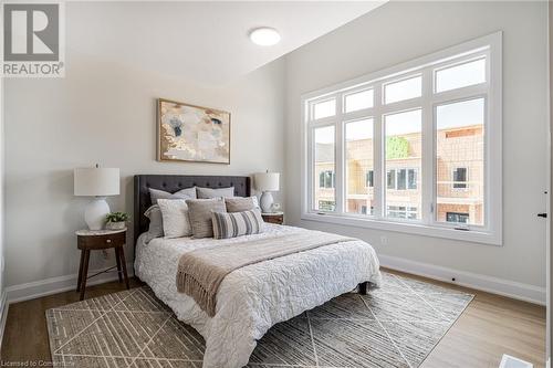 Generously sized primary Suite - 71 Fernridge Common, St. Catharines, ON - Indoor Photo Showing Bedroom