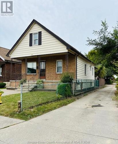 1621 Elsmere Avenue, Windsor, ON - Outdoor