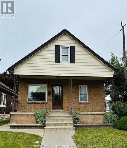 1621 Elsmere Avenue, Windsor, ON - Outdoor