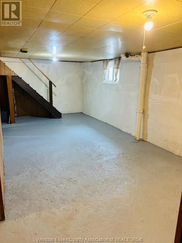 1621 Elsmere Avenue, Windsor, ON - Indoor Photo Showing Basement