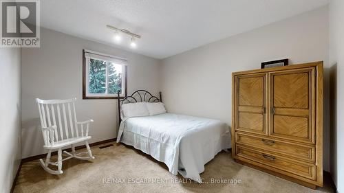 6 Princip Street, Hamilton, ON - Indoor Photo Showing Bedroom