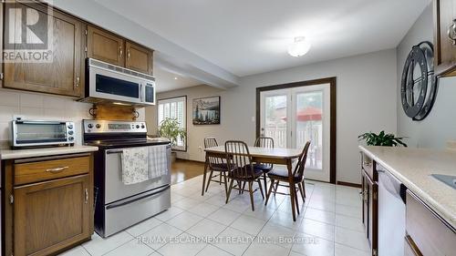 6 Princip Street, Hamilton, ON - Indoor Photo Showing Kitchen