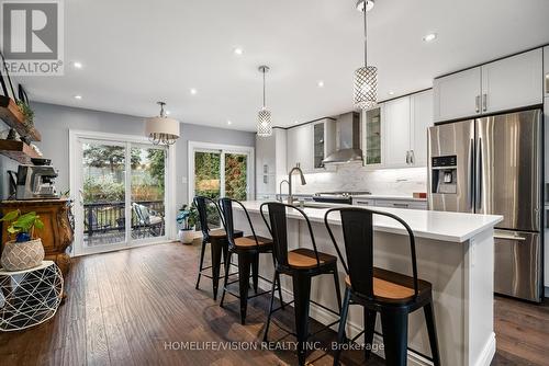 35 Brown Street, New Tecumseth, ON - Indoor Photo Showing Kitchen With Stainless Steel Kitchen With Upgraded Kitchen