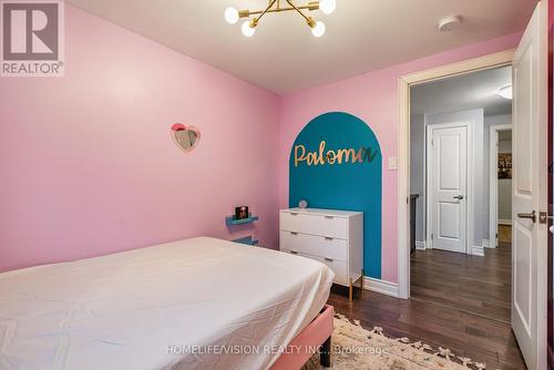 35 Brown Street, New Tecumseth, ON - Indoor Photo Showing Bedroom